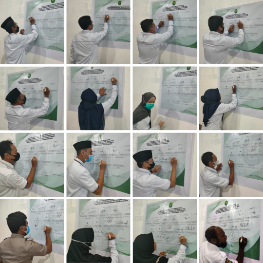 1. Komitmen bersama