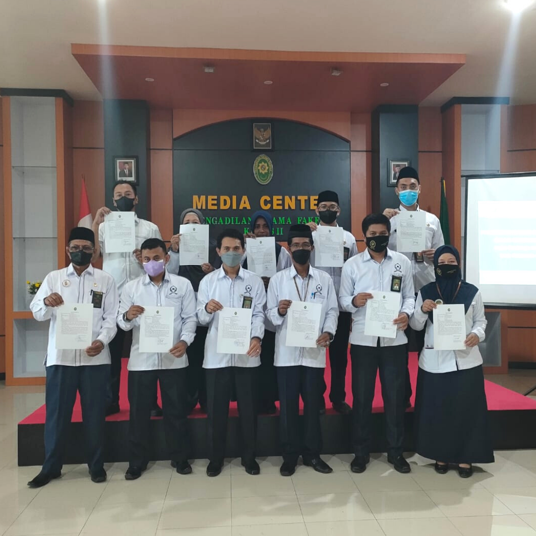 4. Pakta Integritas